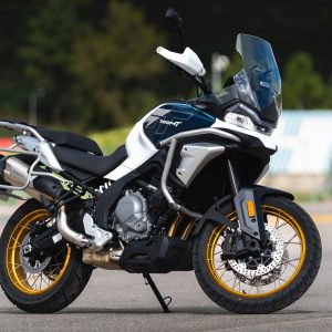 Wynajem motocykla CF Moto 700 MT - Portugalia